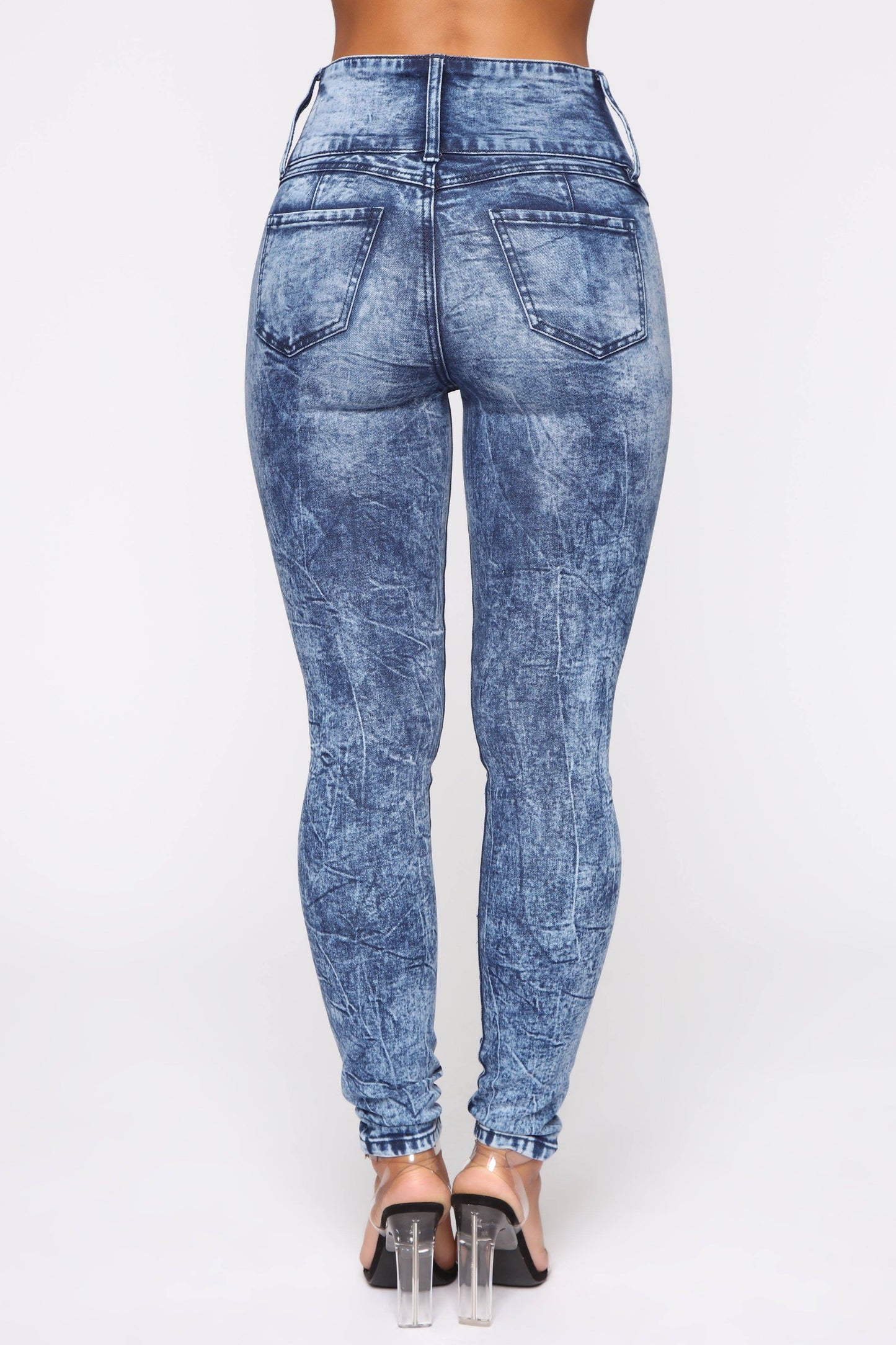Jean skinny tiro alto con botones