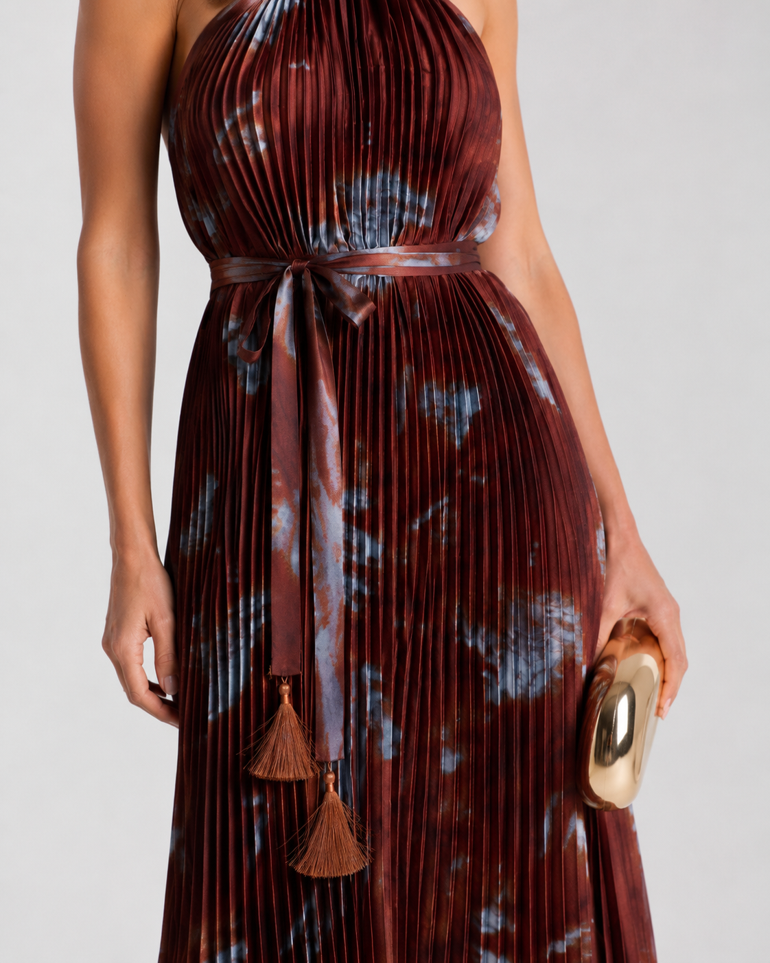 Vestido Plisado Estampado con Cinturón