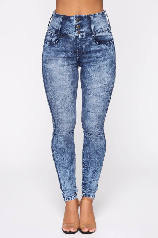 Jean skinny tiro alto con botones