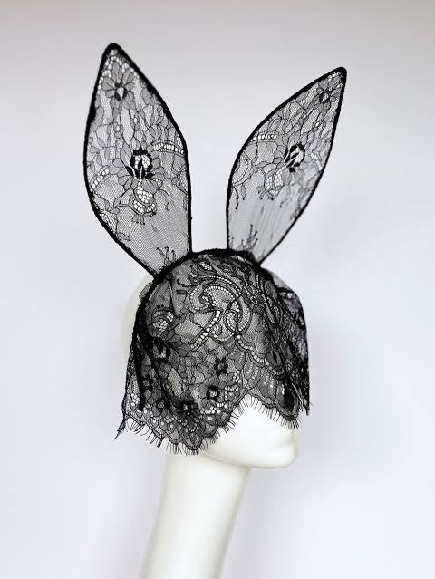 Diadema orejas de encaje negro