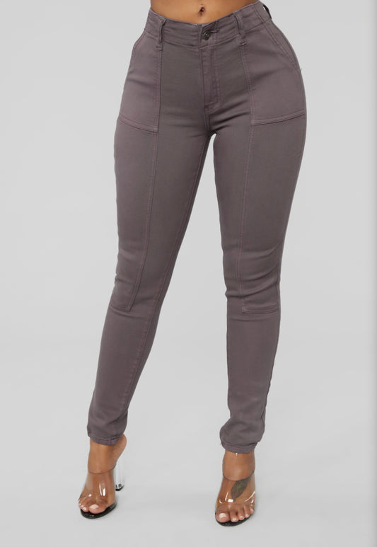 Pantalón Cargo Slim